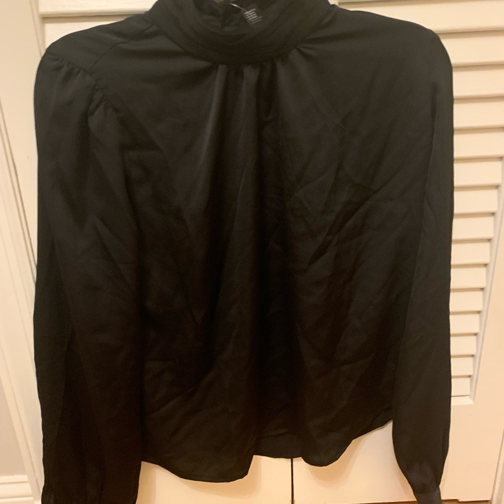 NEW WITH TAGS womens forever 21 blouse